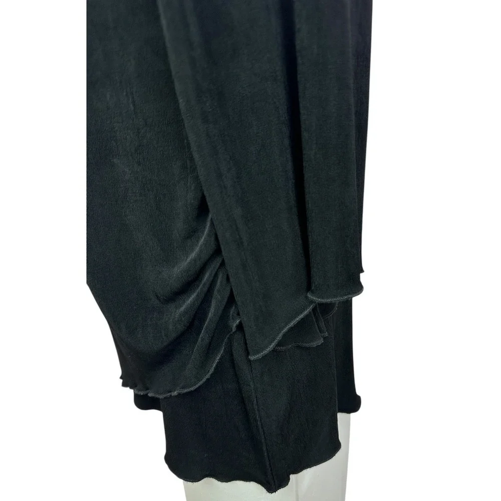 by Chico's Black Pullover Top Sz 1/Medium Asymmetric Hem & Sleeves Rayon/Spandex - Picture 2 of 8